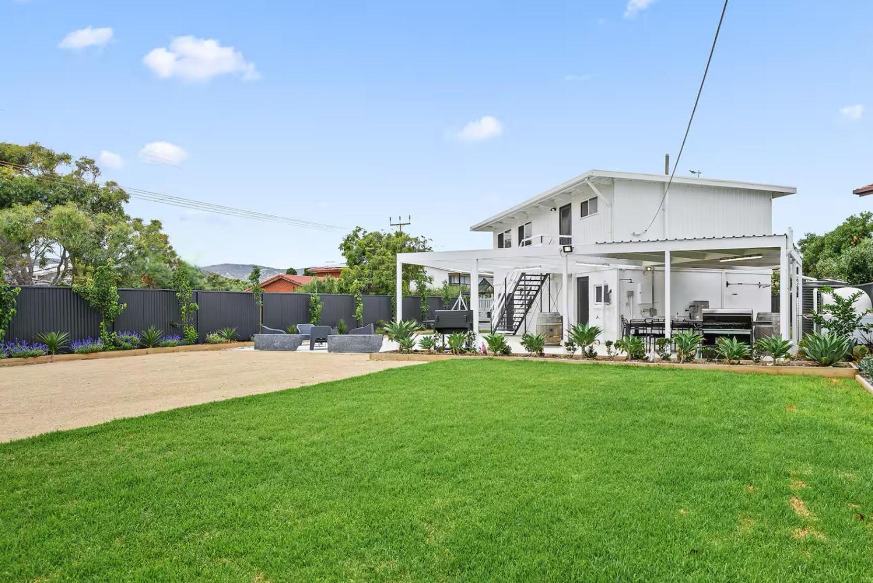 The Hardyone - Aldinga Beach - C21 Southcoast Holidays Villa Exterior photo